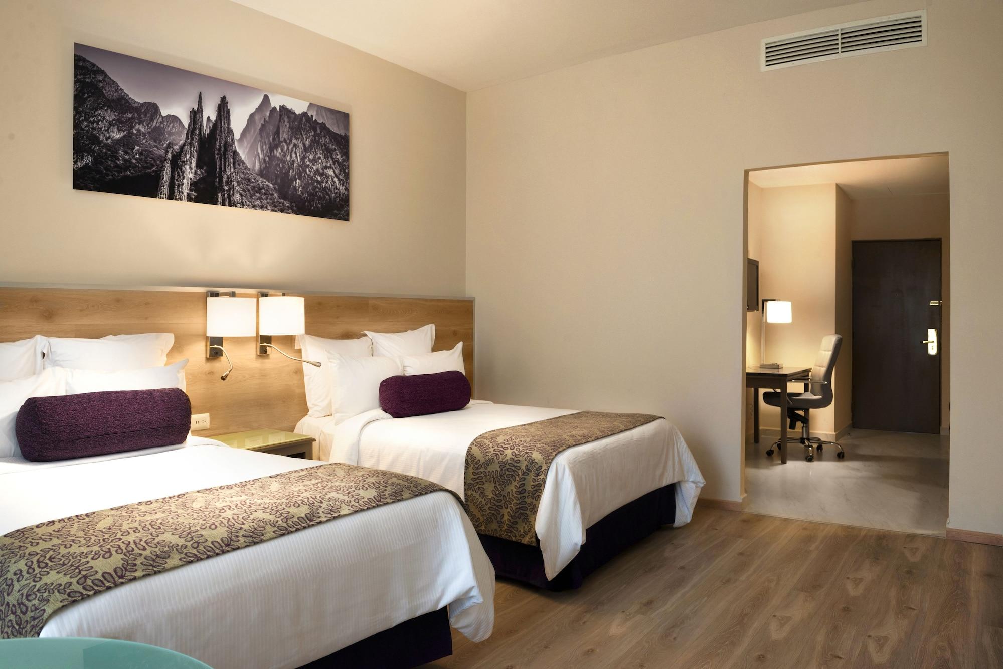 Krystal Monterrey Hotell Exteriör bild