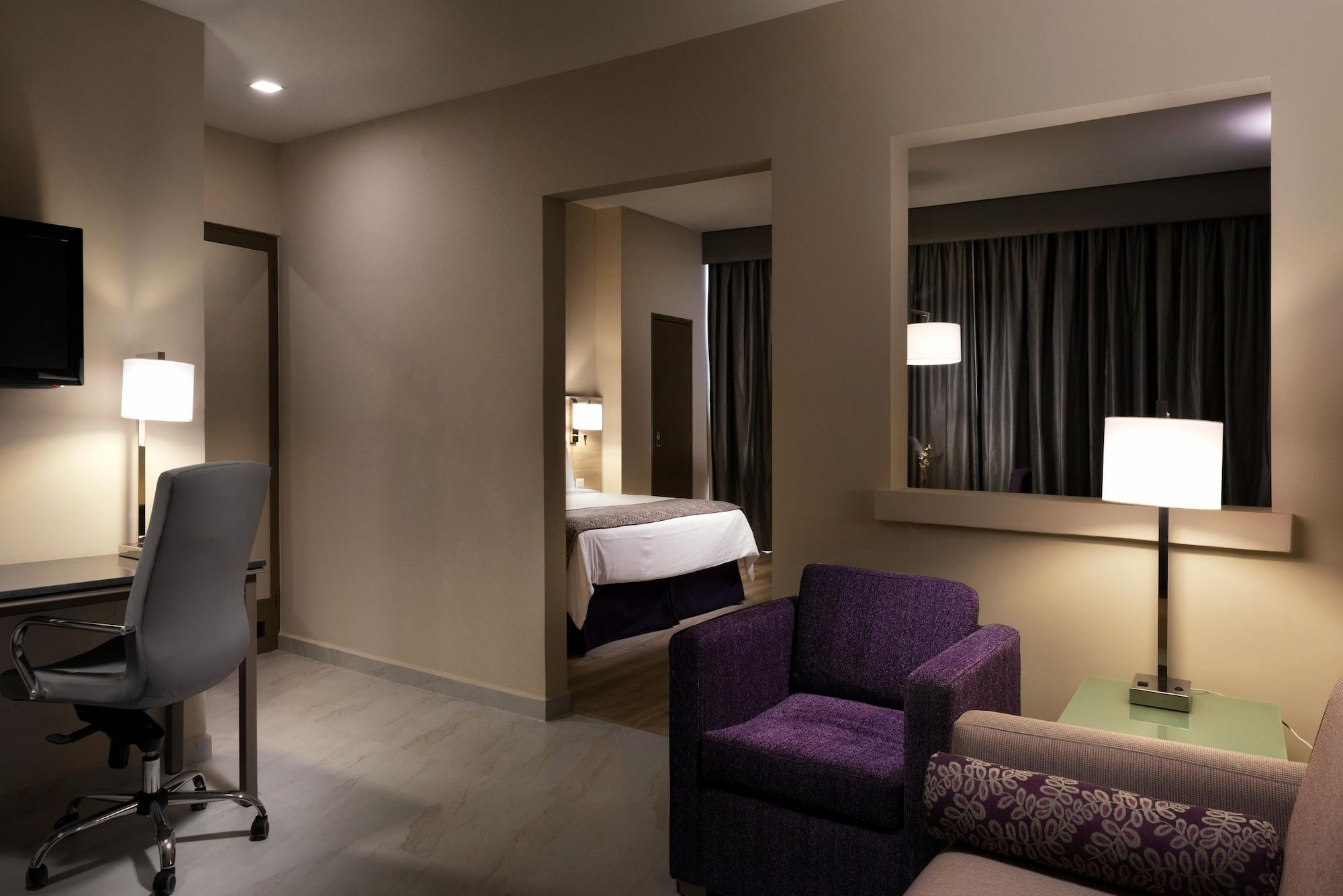 Krystal Monterrey Hotell Exteriör bild