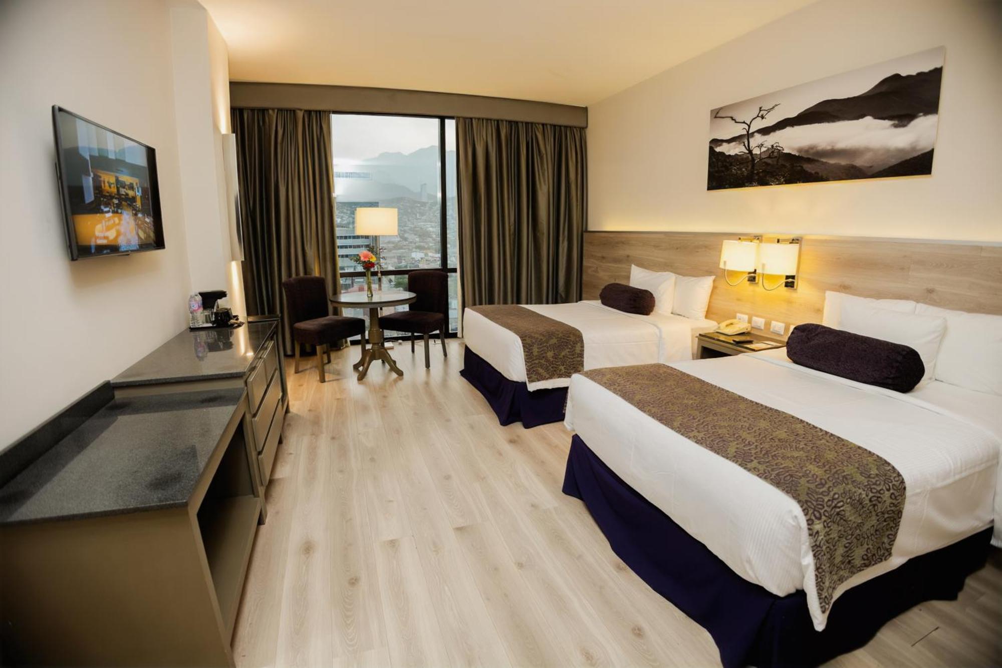 Krystal Monterrey Hotell Exteriör bild